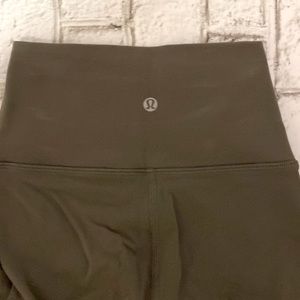 LULULEMON LEGGINGS! XS Worn once!!
